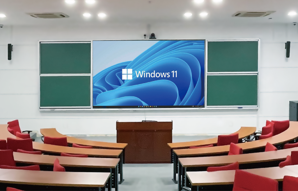Écran géant interactif 163 pouces InfiniSygn en salle de classe de faculté — tableau numérique amphithéâtre